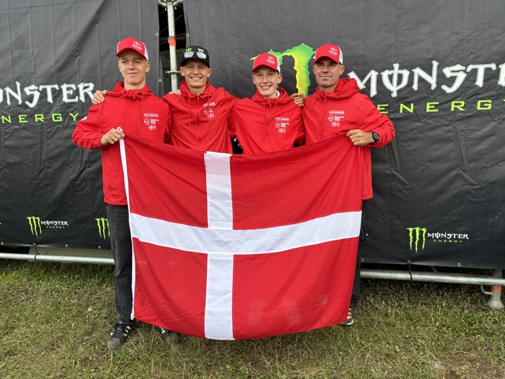 Det danske MXoN hold & MX Landstræner, Emil Larsen.
(Foto: DMU)